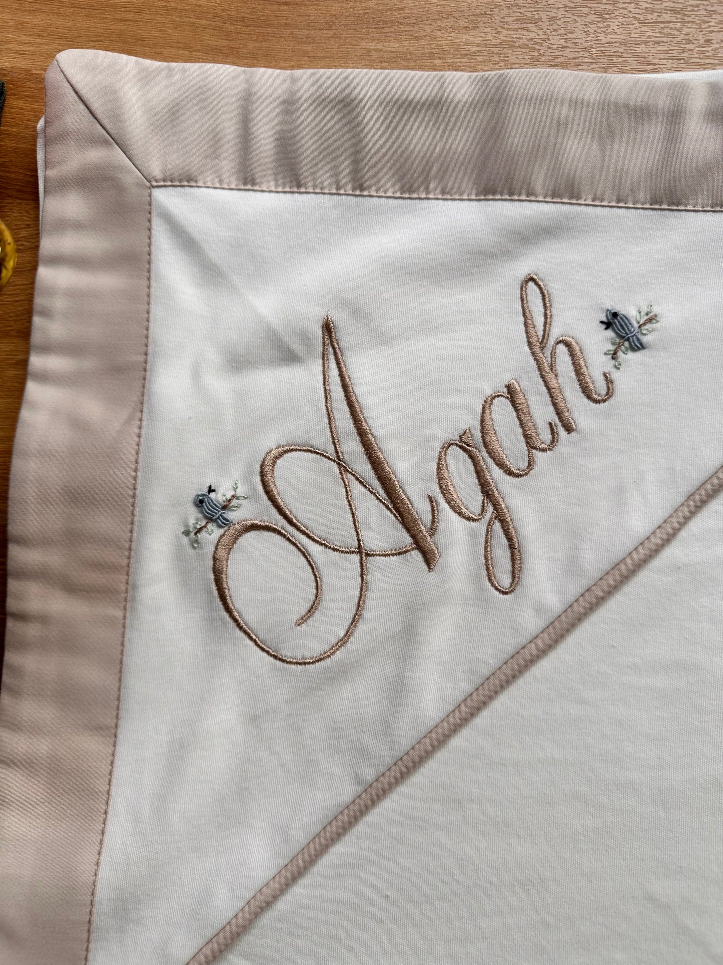 Sütlü Kuşlu Battaniye