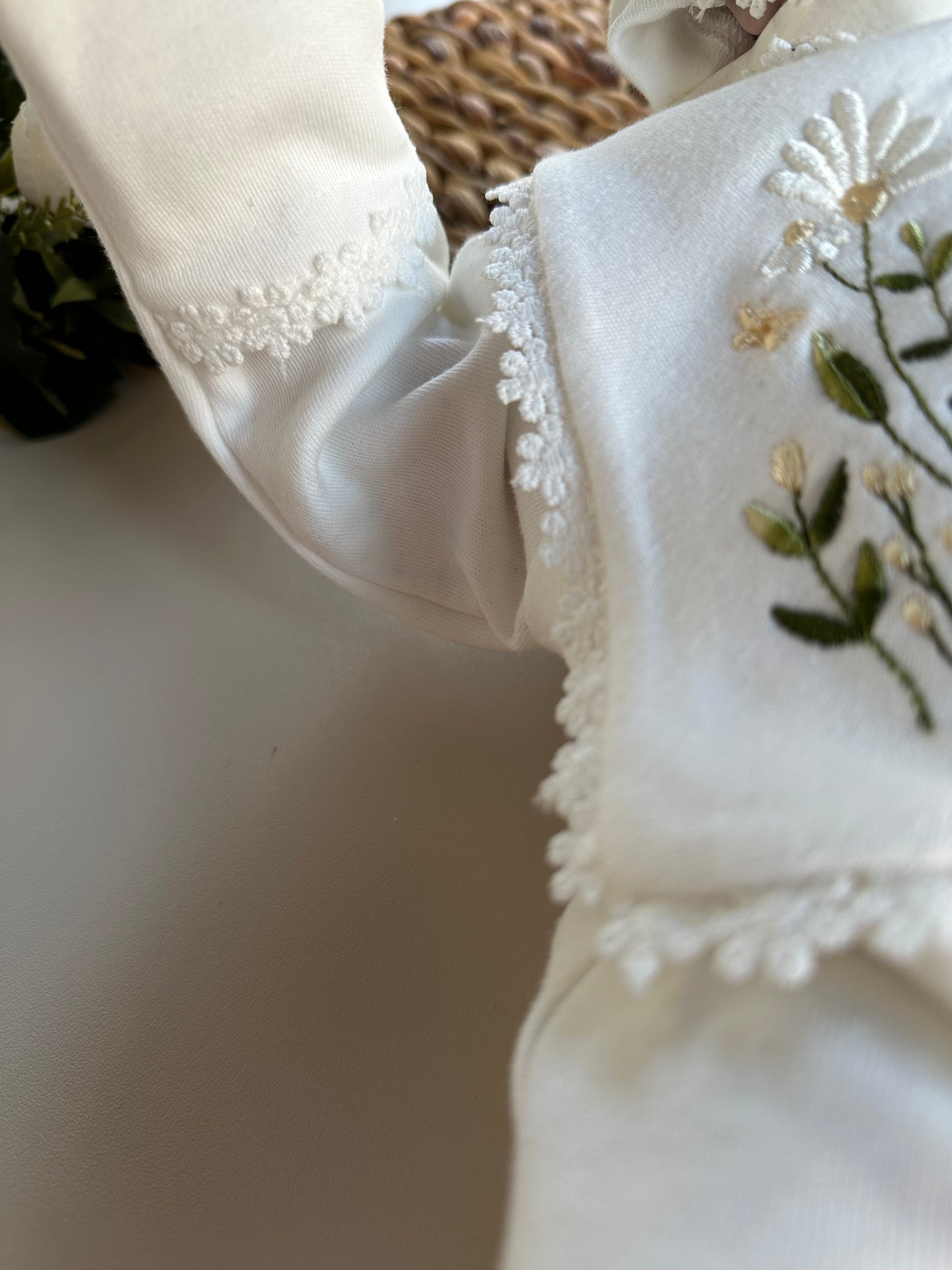 Papatya Nakışlı Önlükü Tulum ve Şapkası