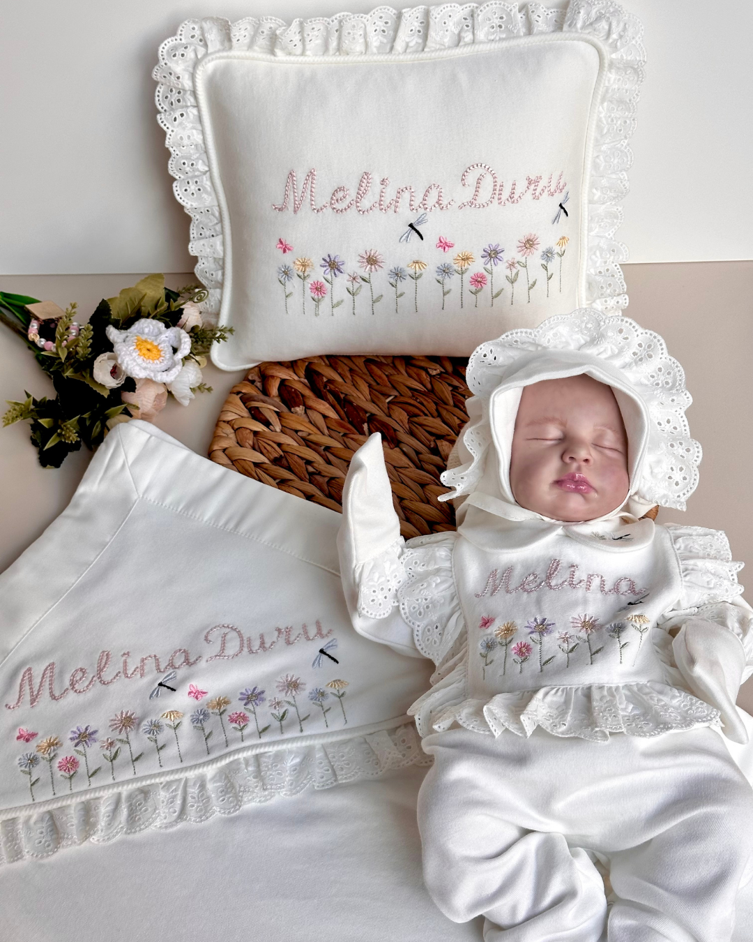 Fistolu Bahçe Set - (Tulum, şapka, battaniye, yastık)