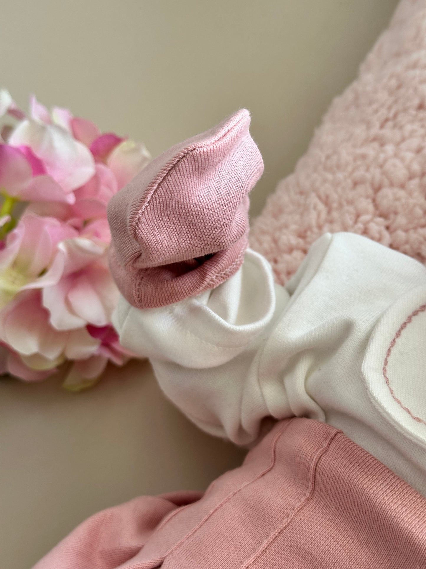 Dusty Rose 4 Piece Hospital Set (Body, Pants, Beanie and Gloves)