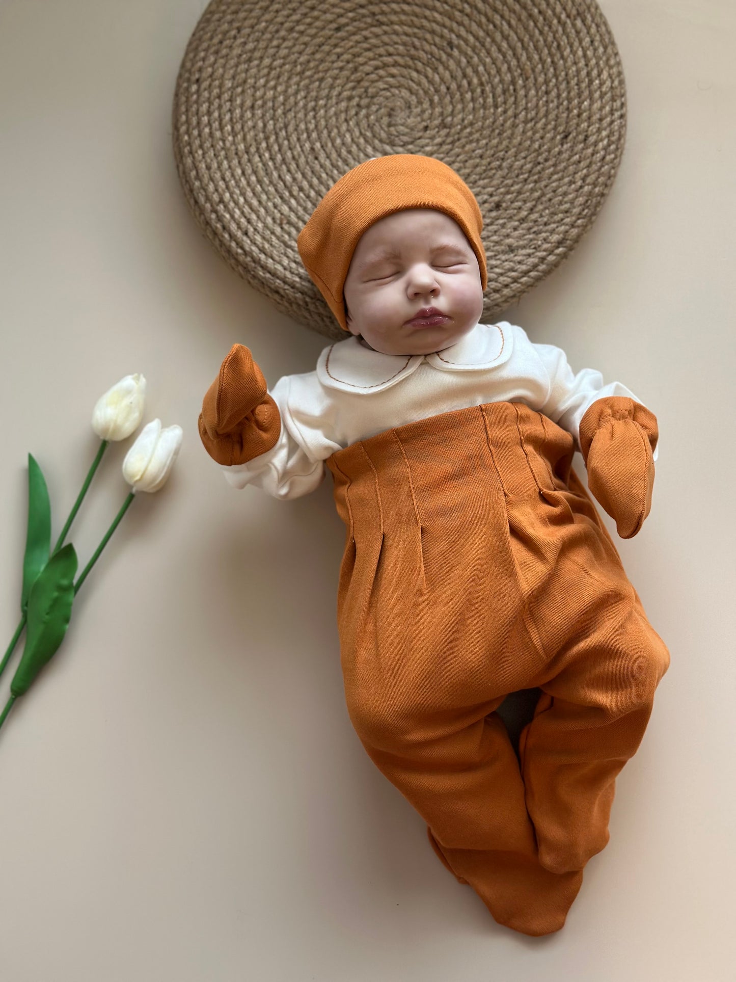 Cinnamon 4-Piece Hospital Set (Body, Pants, Beanie, Gloves)