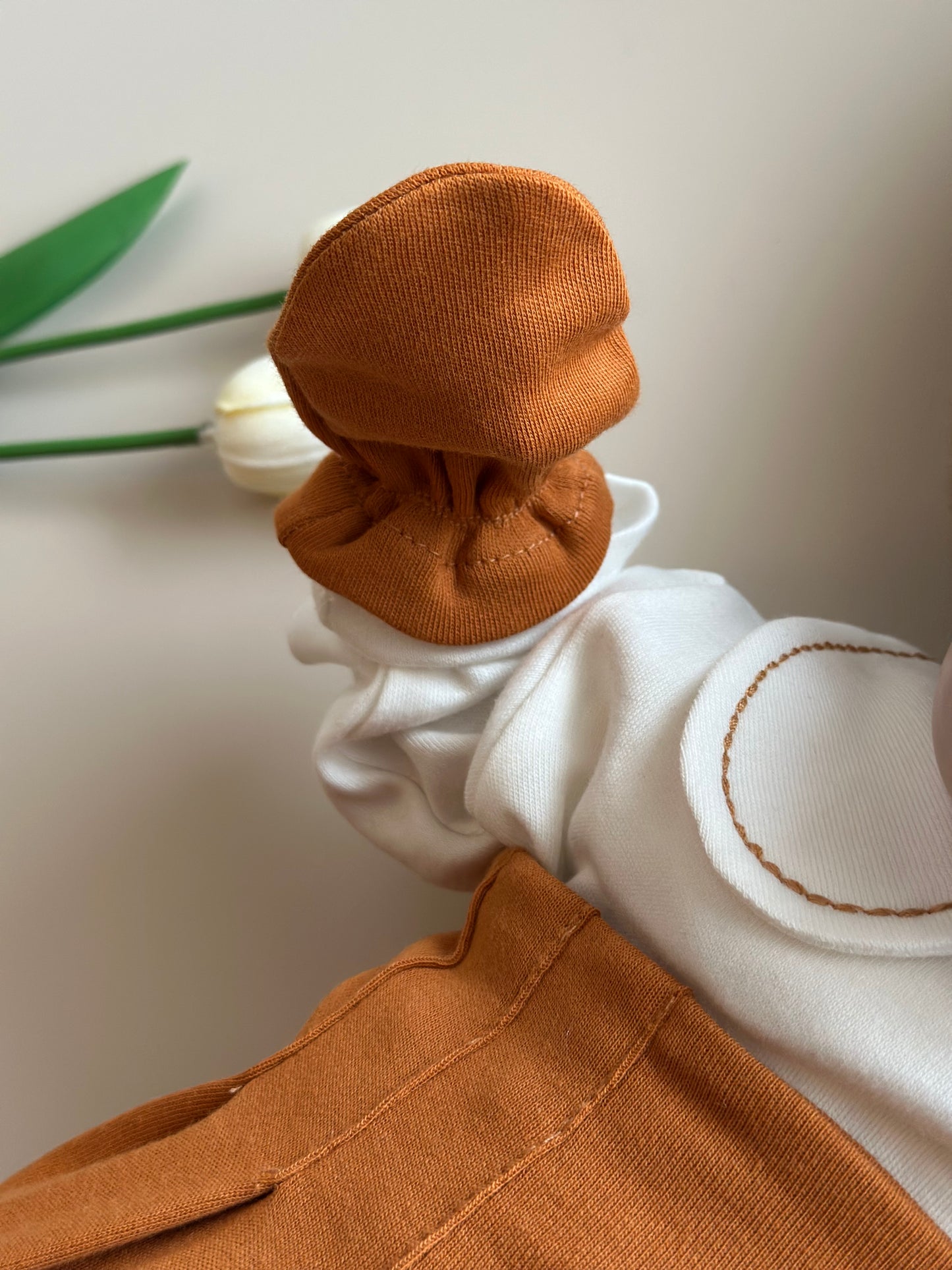 Cinnamon 4-Piece Hospital Set (Body, Pants, Beanie, Gloves)