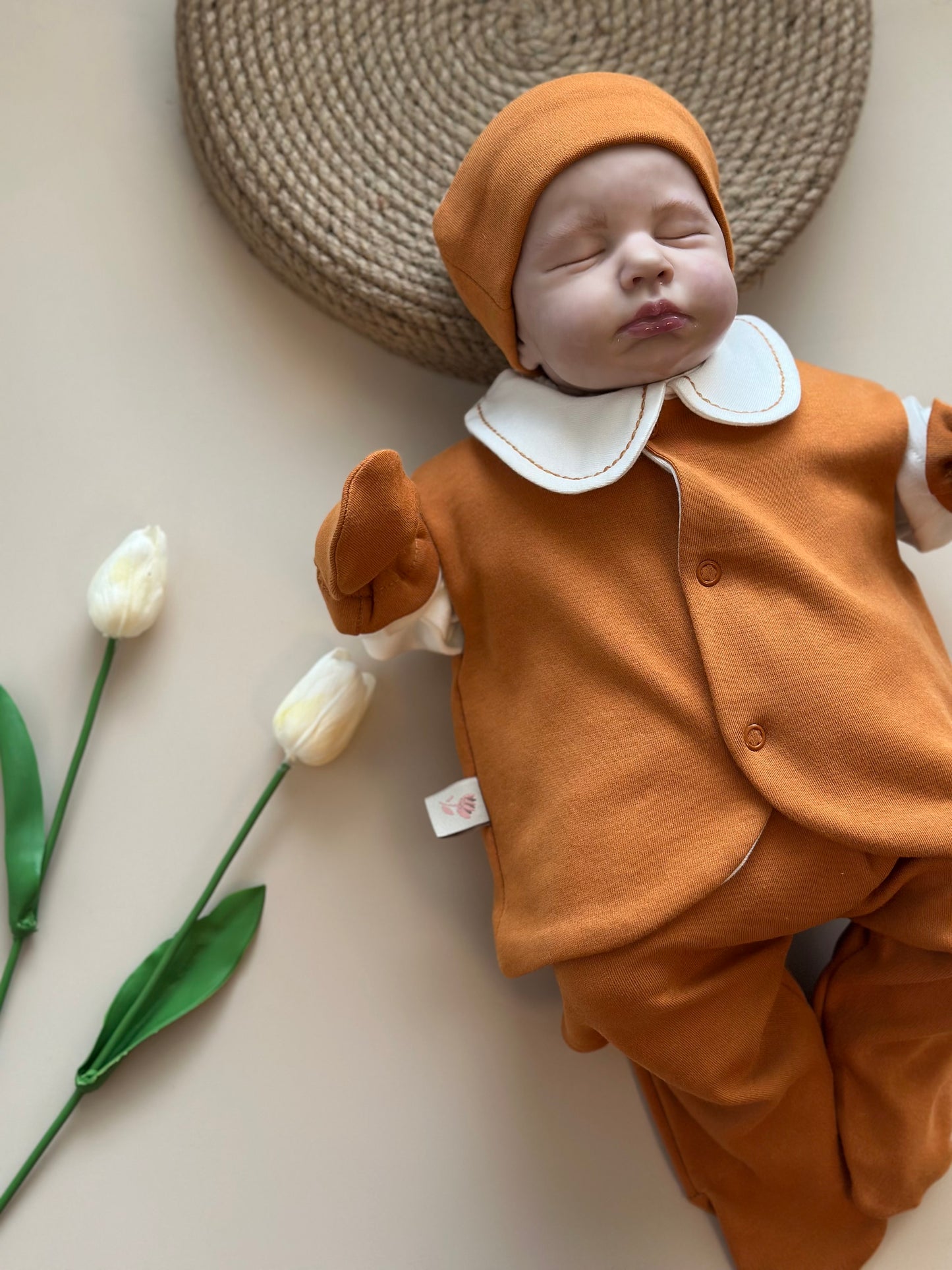 Cinnamon 5-Piece Hospital Set (Vest, Snap Bodysuit, Pleated Trousers, Beanie, Gloves)