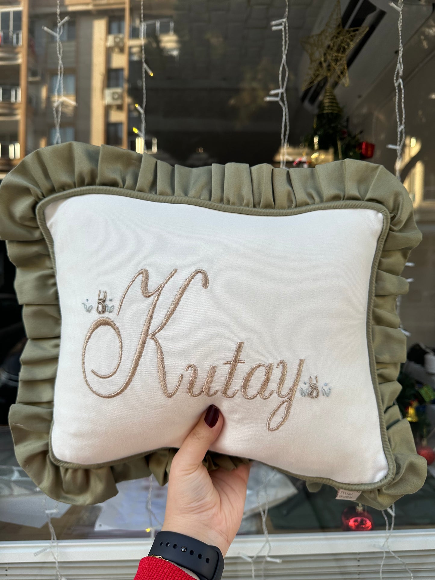 Haki Fırfırlı Tavşanlı Yastık