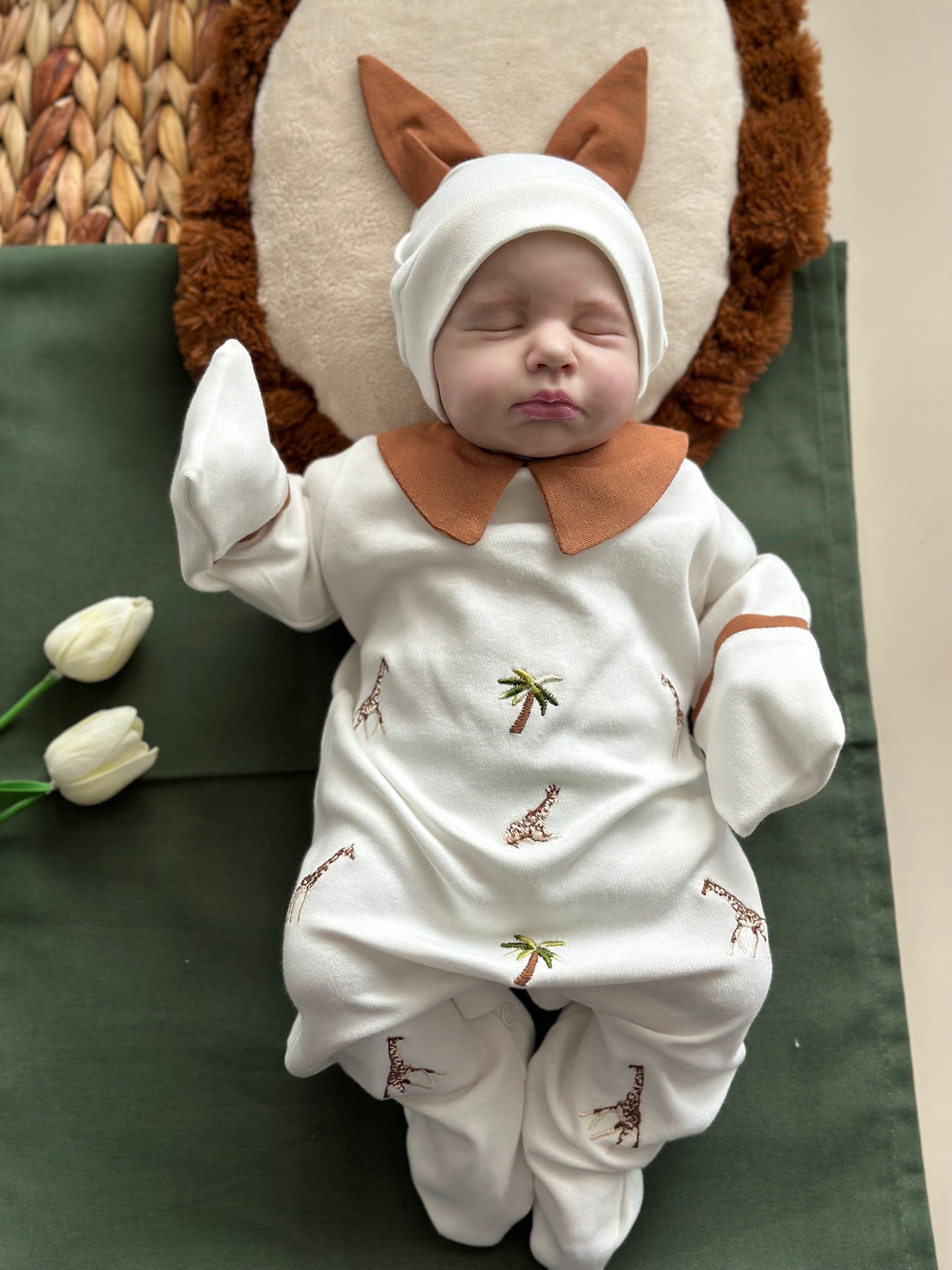 Minimal Giraffe Overalls and Hat - Brown