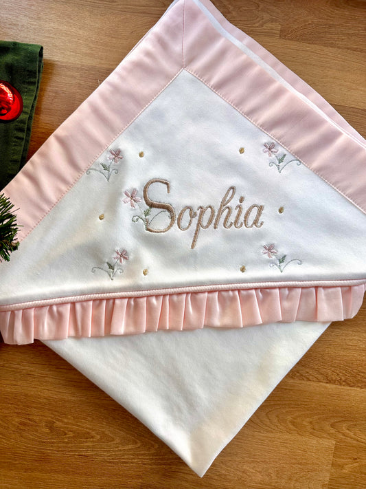 Pembe Fırfırlı Çiçekli Battaniye