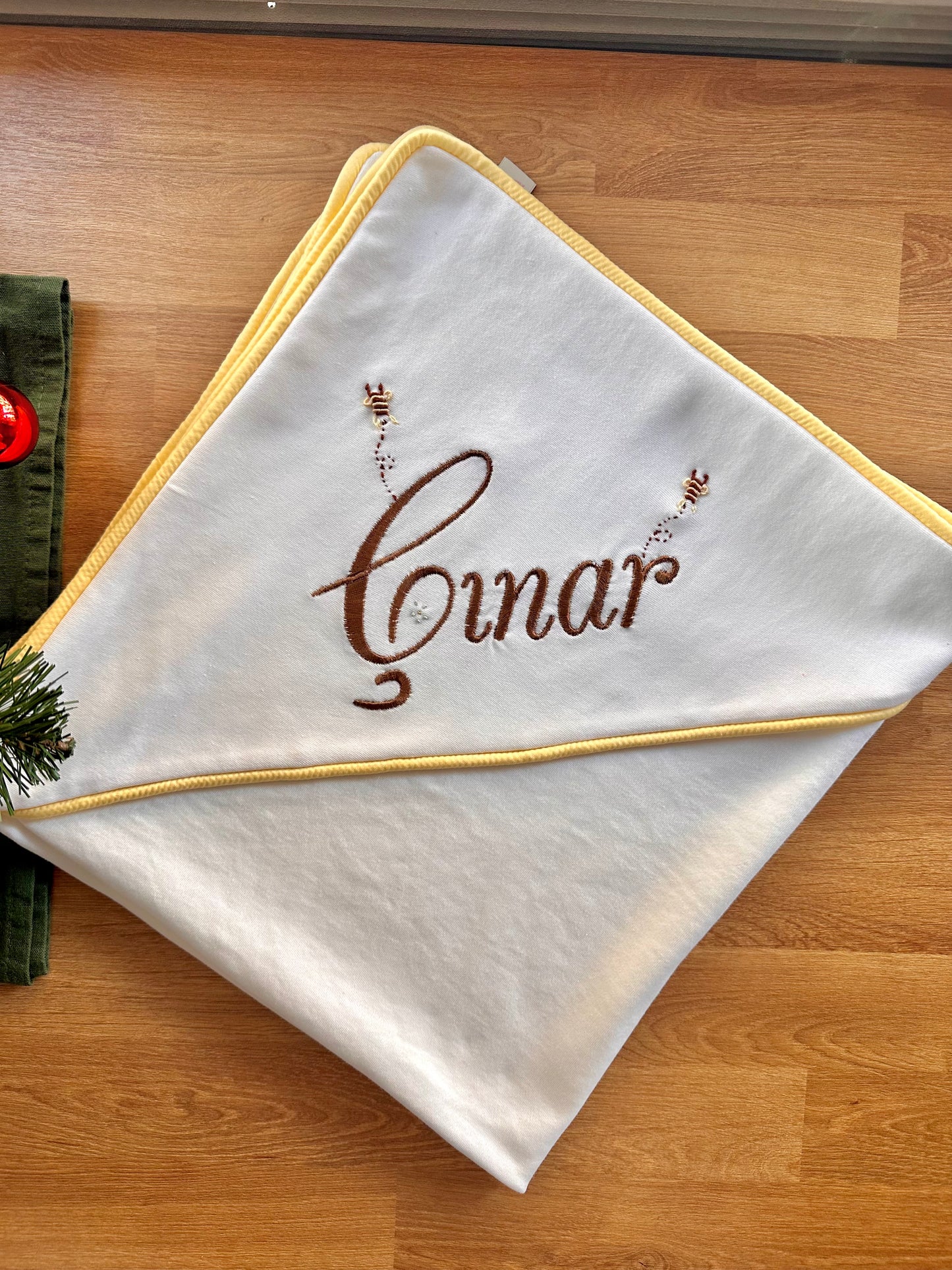 Sarı Biyeli Arılı Battaniye