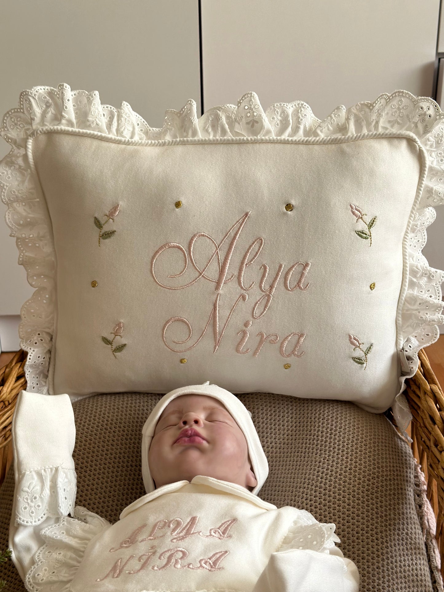 Scattered Floral Set - Double Name Writable (Overalls, hat, blanket, pillow)