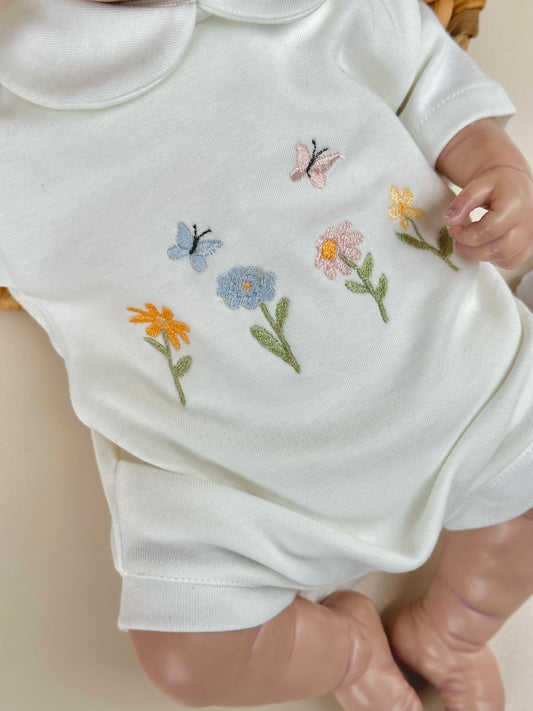 Kelebek ve Çiçek Nakışlı Çıtçıtlı Bebek Body