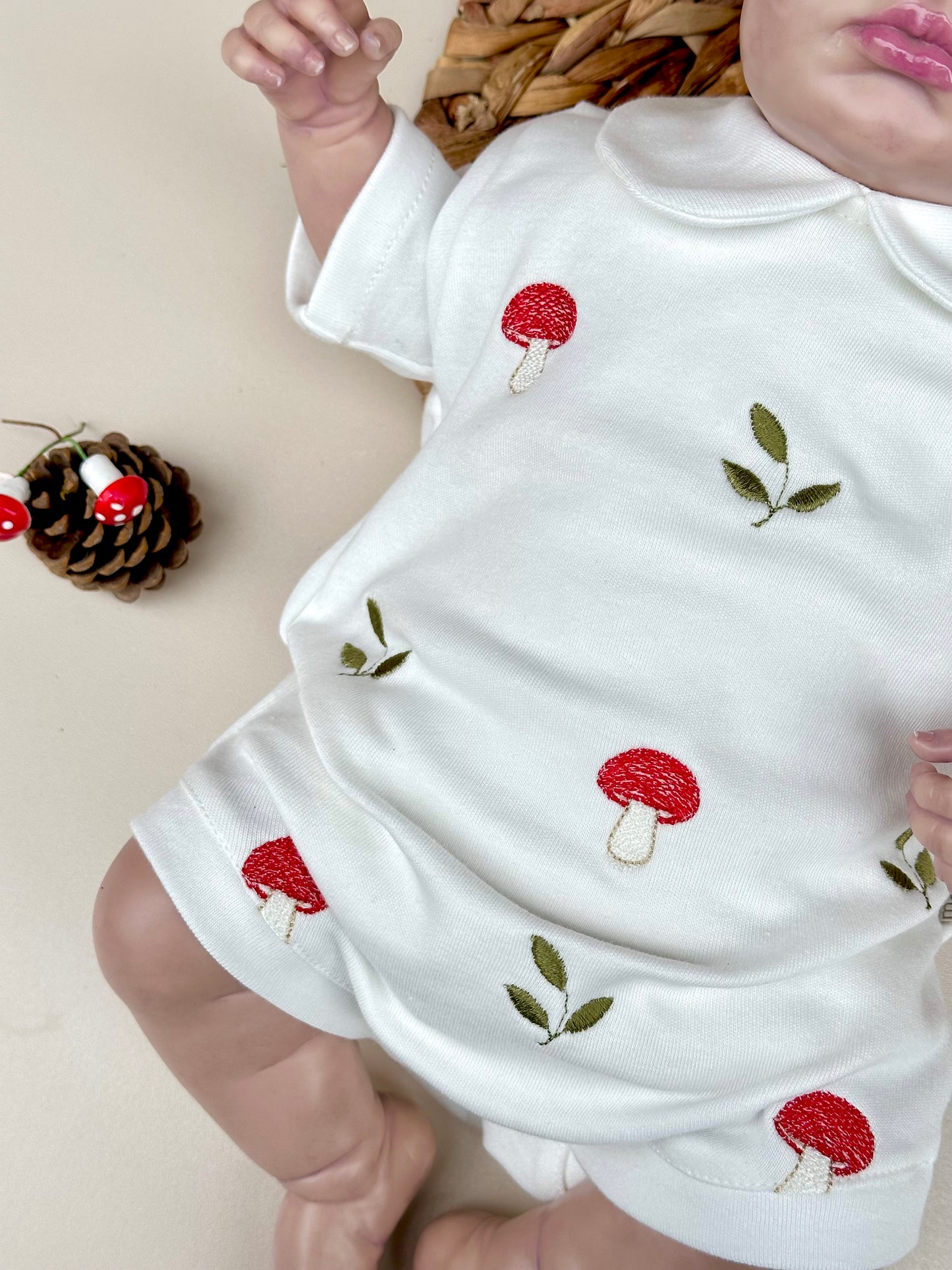 Mantar Nakışlı Kısa Kollu Çıtçıtlı Bebek Body