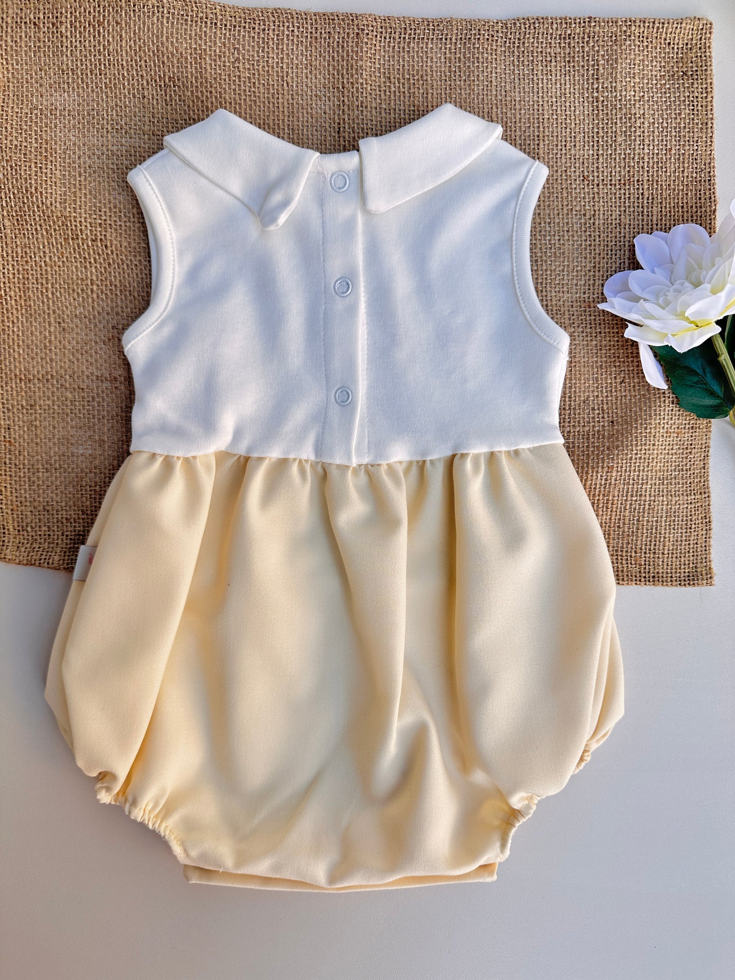 Minik Çiçek Nakışlı Sarı Kız Bebek Yazlık Romper Tulum / Layla