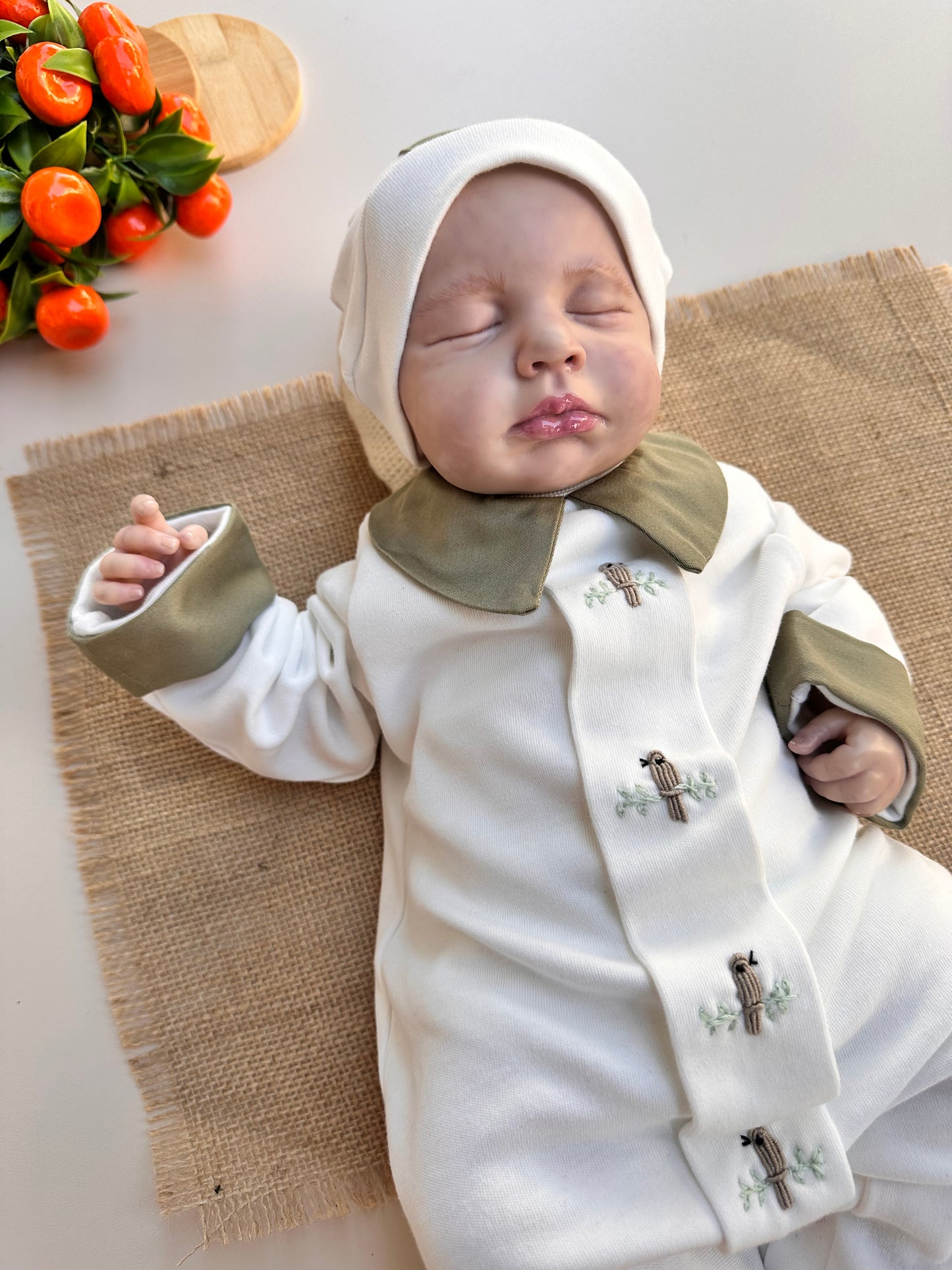 Haki Kuşlu Tulum ve Şapkası