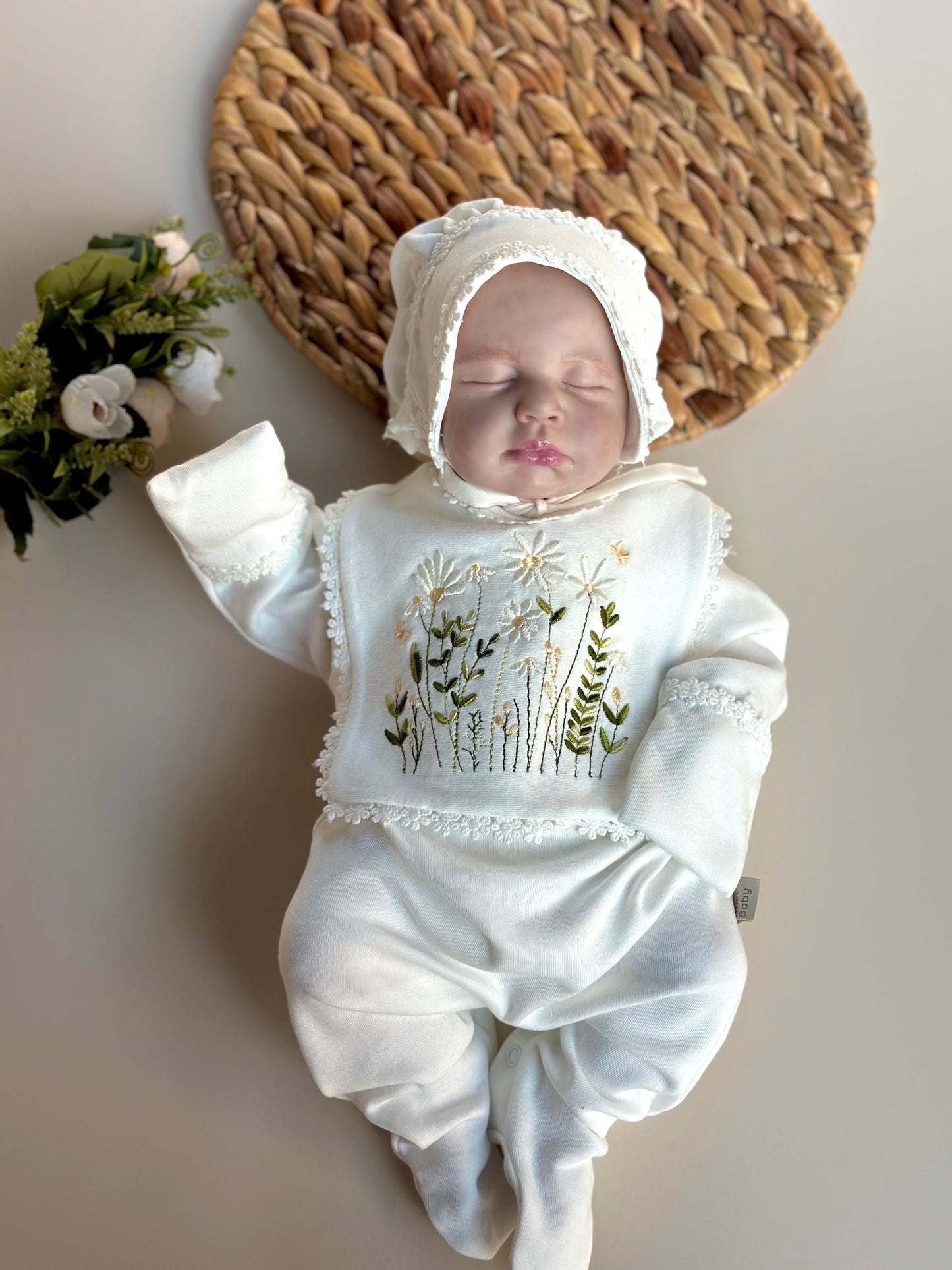 Papatya Nakışlı Önlükü Tulum ve Şapkası