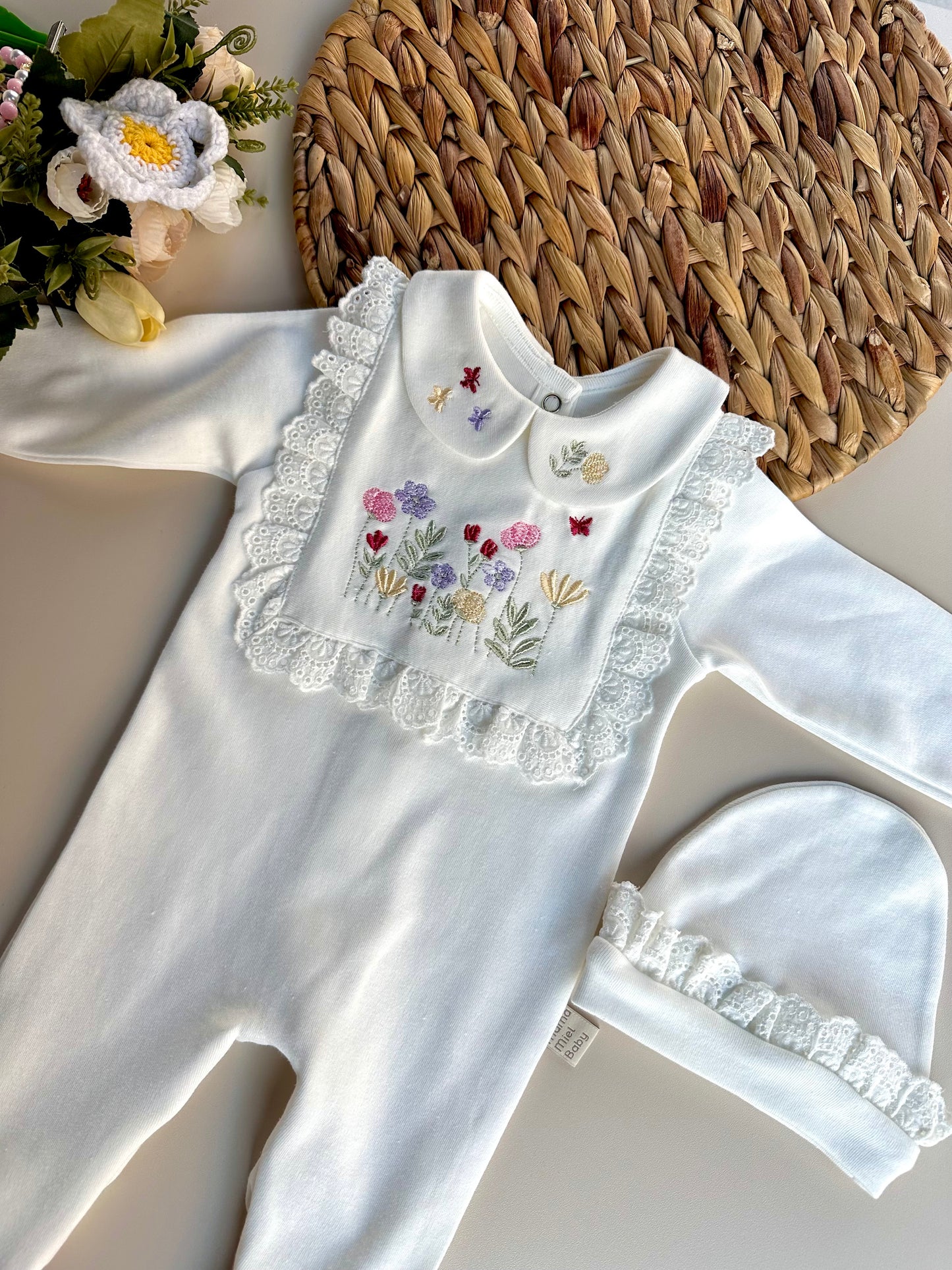 Renkli Bahçe - Tulum ve Şapka