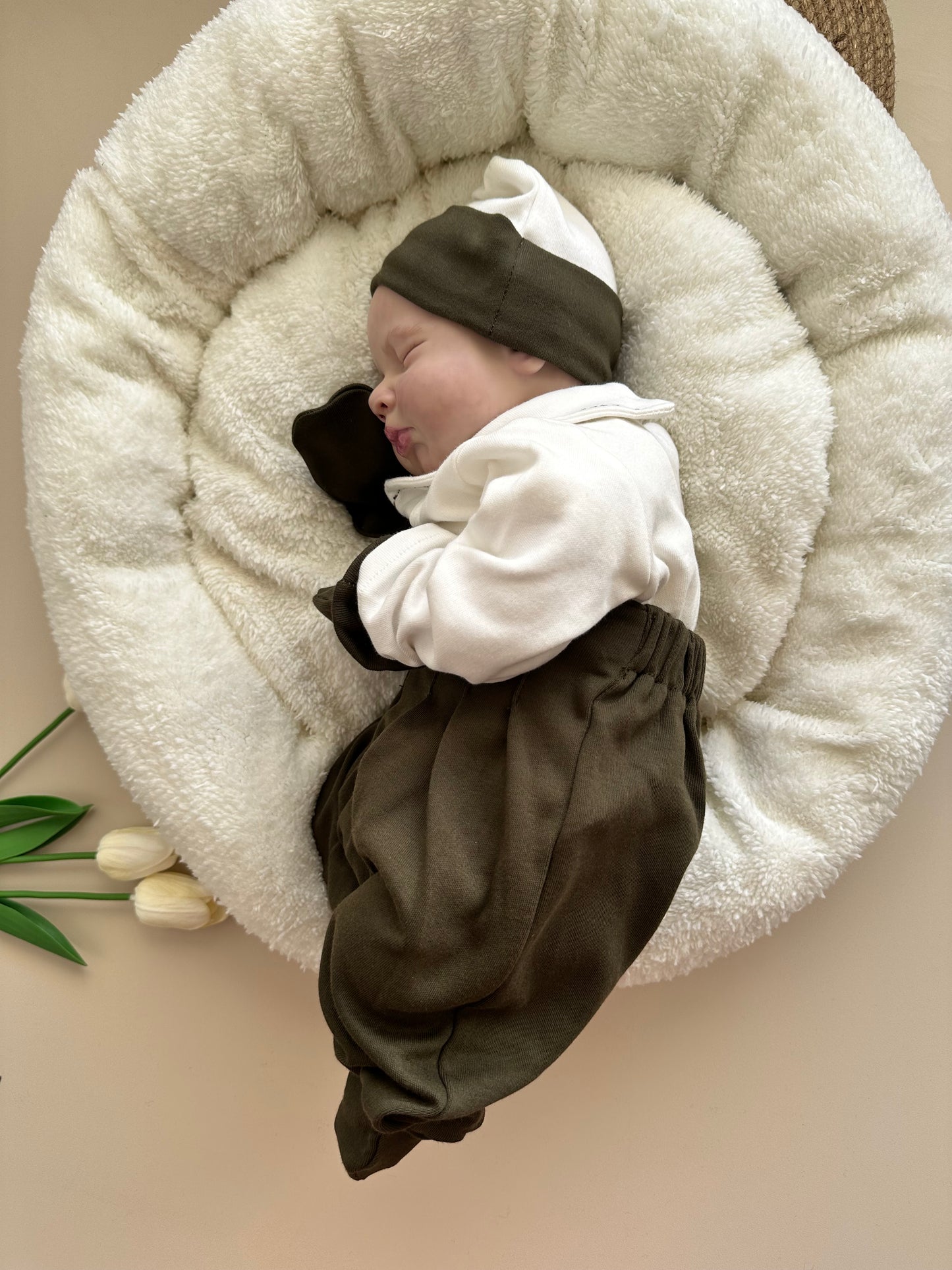 Khaki 4 Piece Hospital Set (Body, Pants, Beanie, Gloves)